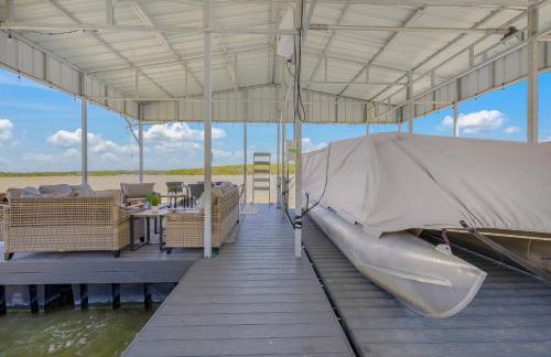 Dock and Private Pool Lake Palo Pinto Retreat! - Foto 24