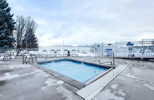 Garden City Condo with Pool Access by Bear Lake! - Foto 3