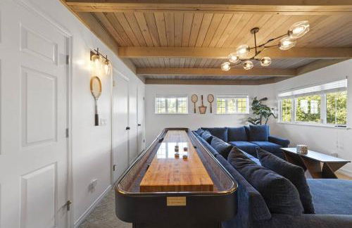 New Beautiful Waterfront at Sandy Point - Photo 15