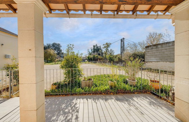 Villa With Swimming Pool in Sorgues - Foto 32