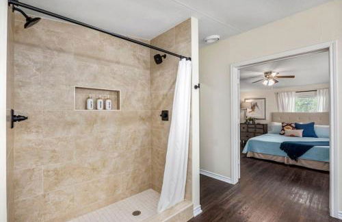 Accessible 3BR Home Sleeps 12, Pet-Friendly, Near Lake Conroe - Foto 27