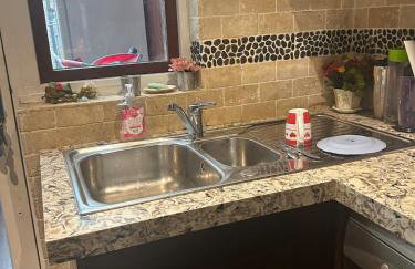 Stylish Home With Full Amenities - Photo 13