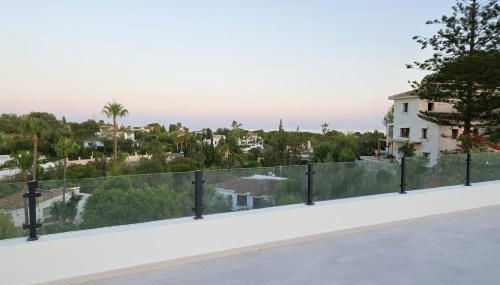 Villa With Jacuzzi and Panoramic Views in Prestigious El Rosario, Marbella - Foto 4