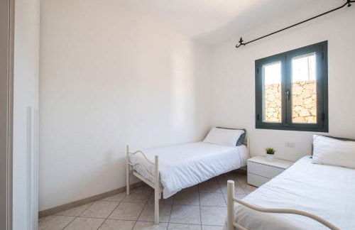 [SEA 10MIN] Modern house with pool in the hills - Foto 12