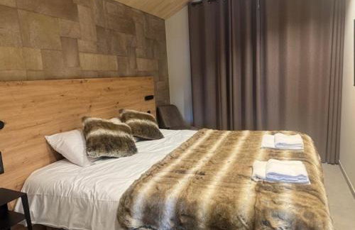 Chalets Horizon Blanc - Vue exceptionnelle Loup Blanc -Sauna extérieur Ours des Glaces -5 étoiles - Foto 52