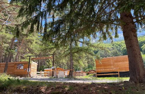 La Source Blanche Saint Jean Montclar - Foto 13