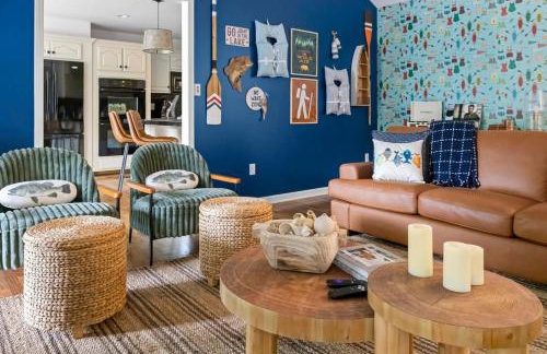 LKJ - Lakefront Home, Hot tub, Fire Pit, Games and Movie Room! - Foto 7