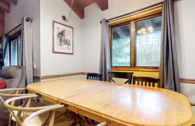 Mammoth Pines #02 - Year-round Activities! - Foto 3