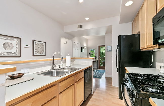 Quiet Urban Escape - Backs to Poudre River Trail - Foto 10