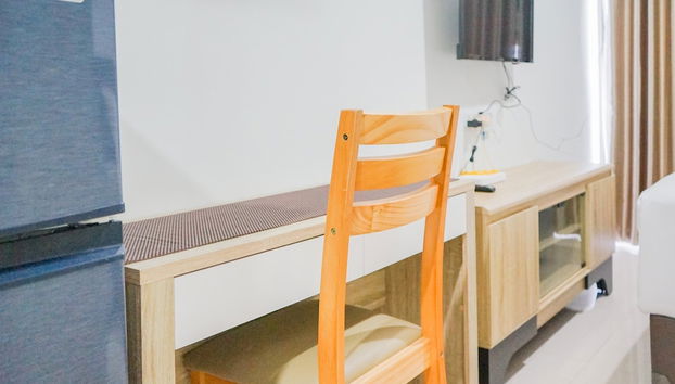 Cozy and Comfy Studio Springwood Apartment - Foto 4, Servicio de comidas en la habitación