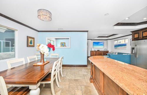 3 Bedroom Luxury Home Steps to Balboa Fun Zone - Foto 11