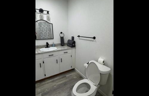 Spacious in Downtown McAllen - Foto 7