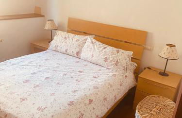 Spacious characterful villa with spectacular views in quiet rural setting. - Foto 24