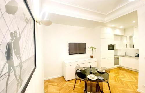 Arty chic flat between Arc de Triomphe & Eiffel Tower - Foto 15