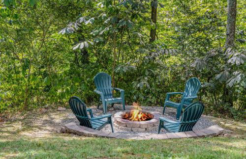 Chesnutt Cabin - Riverfront, Fire Pit, Game Room, Wifi, Screen Porch, View, King Bed - Foto 4