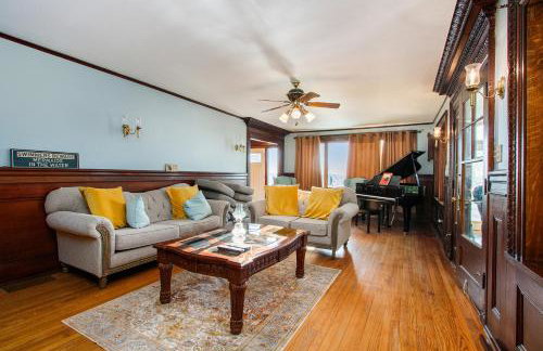 Lake Michigan Retreat- Upper Duplex - Photo 4