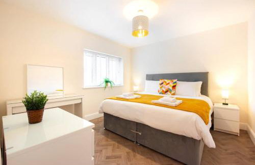 6 The Royal Serviced Apartments, Harwich - Fast WiFi, Private Parking - Foto 2