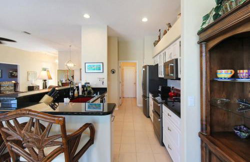 Serene pool home in the exclusive Heritage Oaks Golf & Country Club - Foto 39