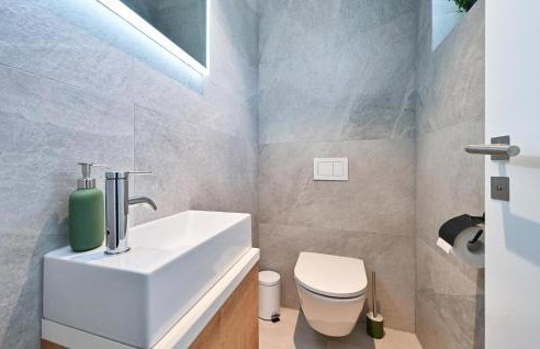 Cozy Home In Koprivnica With Wifi - Photo 42