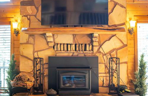 The Lodge Large Cabin, 17 Acres, Playground, Forest Access - Foto 10