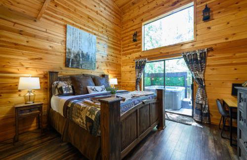 Hickory Bear - Cabin surrounded by pines, Sleeps 10, Hot Tub, Fire Pit, Arcade, Foosball Table & Deck Slide - Photo 25