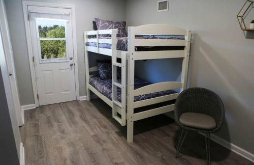 GREAT VIEWS - Over the Oaks - Stylish - Whole Home - Foto 9