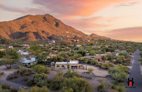 Sonoran Desert Getaway with Cowboy Tub - Photo 33