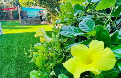 Luxury 2/2 private oasis w/Hot Tub walk to Beach - Foto 24