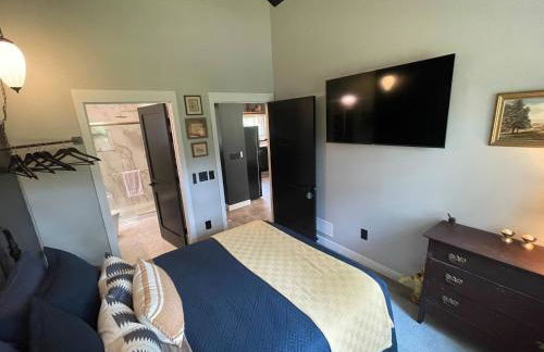 New Listing 2BR/2BA on Trout Lake HotTub & Firepit - Foto 25