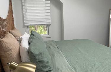 Newly Renovated Waterfront Cottage - Foto 13