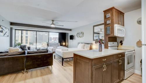 Iconic Vegas Views - 6 comfy Beds, NO RESORT FEES, Center Strip! - Foto 2