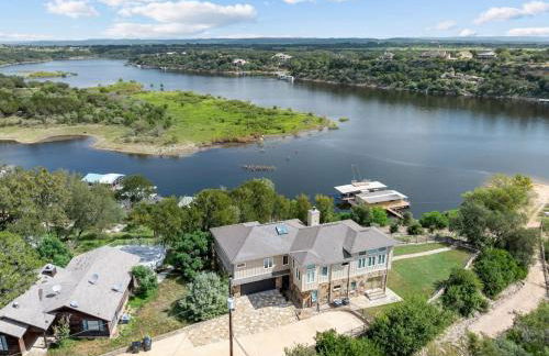 5BR 3BA Spicewood Prime Waterfront w Dock, Theater and Game Room by Austin Vacay - Foto 67