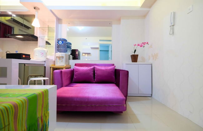 Comfy 2BR Bassura City Apartment Near Mall - Foto 1