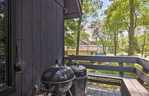 Walk to Lake Game Room Getaway in Pocono Summit! - Foto 30