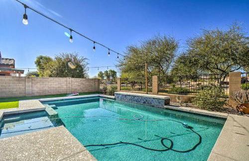1 Mi to Surprise Stadium! Desert Poolside Oasis - Foto 27