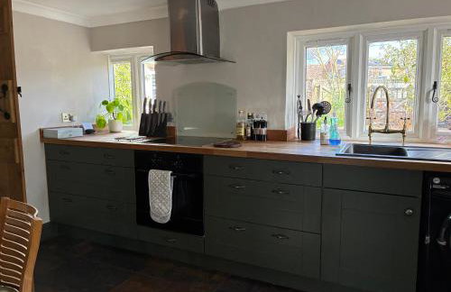 Cottage 7 mins from Henley with gated parking - Foto 14