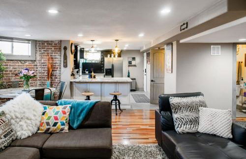 Designer Apartment in a Historic 1901 Downtown Area Mansion - Foto 10