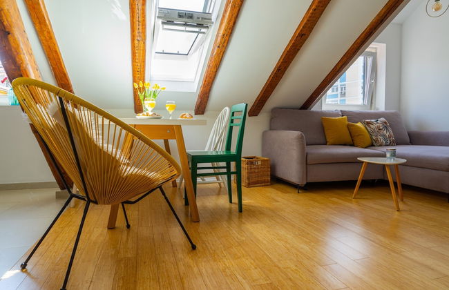 Cool Attic apt w Gallery, in the Heart of Split - Foto 12