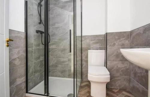 Glams beautiful luxury home - Foto 11