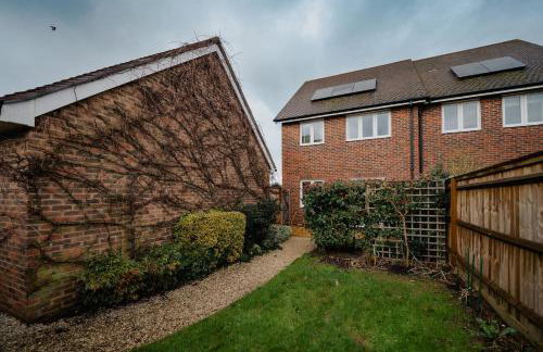 3 Bed House Business Sleeps 5 Location Wifi - Foto 7