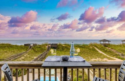 Sleeps 28 Beachfront w/ Pool, Hot Tub, Game Room Atlantic Watch by Avantstay - Foto 8