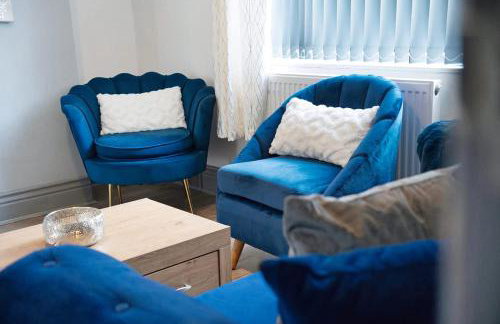 Comfortable 2BR Home 10 Min to Durham Cathedral - Foto 6