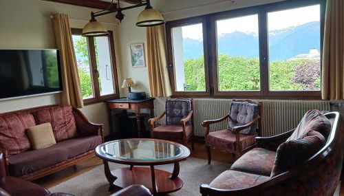 Chalet Mireneige, charme et confort face au Mont Blanc - Photo 2, Garden view