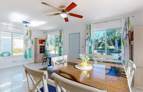 Lake Views! Florida Family Retreat 4 Mi to Beach - Foto 9