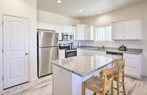 Modern Kingman Vacation Rental, 5 Mi to Dtwn! - Photo 8