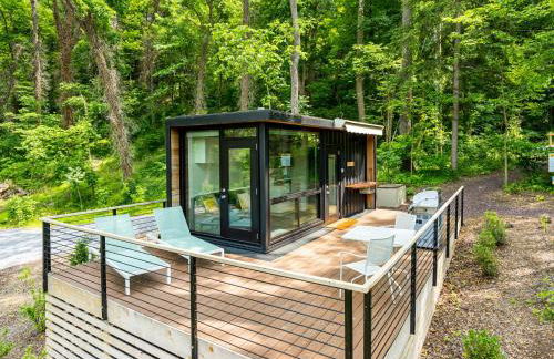 Cute Riverside Cabin w Hot Tub Fire Pit & Kayaks - Foto 6