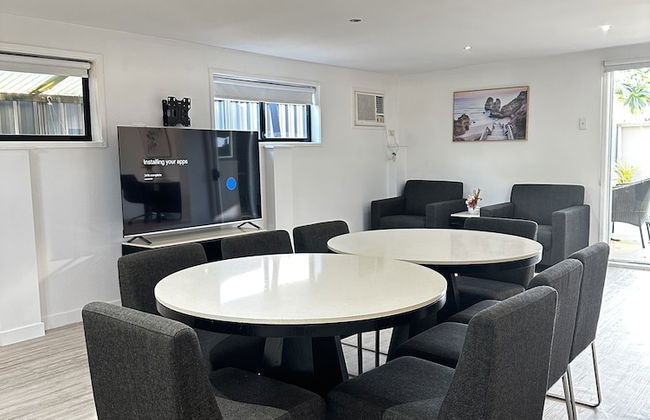 Tranquil Scape-Villa with Pool - Photo 11