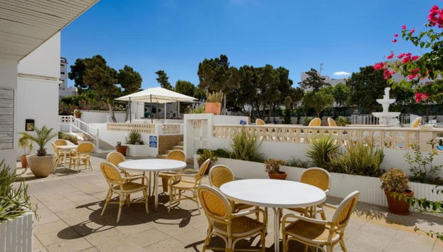 Apartamentos San Antonio Beach - Foto 3