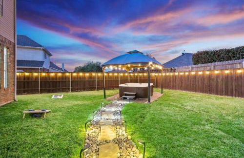 Luxury Home w Hot Tub near DFW Airport - Photo 47