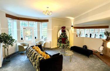 The GreyStoke Mansion With Private Grounds - Foto 5